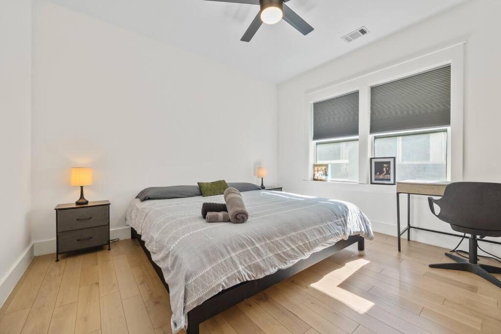 Designer Home: King Beds, Luxe Bath+Free Parking! Atlanta Zewnętrze zdjęcie