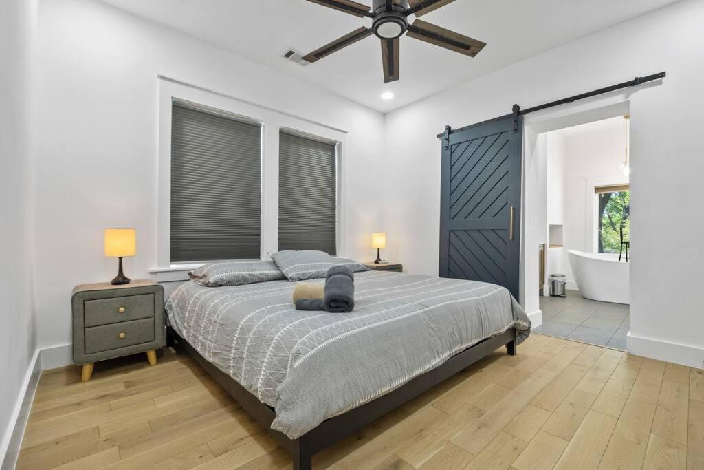 Designer Home: King Beds, Luxe Bath+Free Parking! Atlanta Zewnętrze zdjęcie